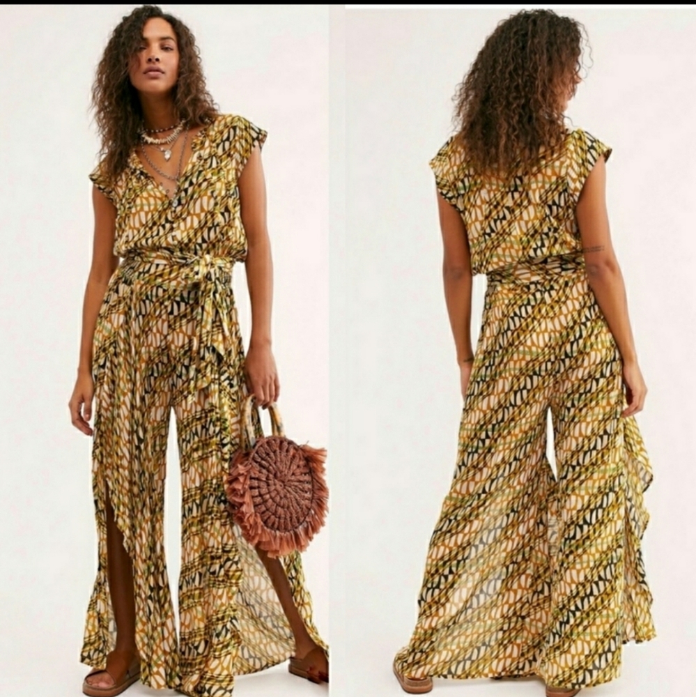 *Pics Updated*!!  Free People Sahara Jumpsuit  - S